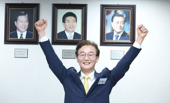 전재수 '승리 다짐'