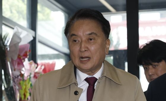 컷오프 입장 밝히는 김영환 충북도지사
