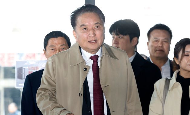 국힘 당사 찾은 김영환