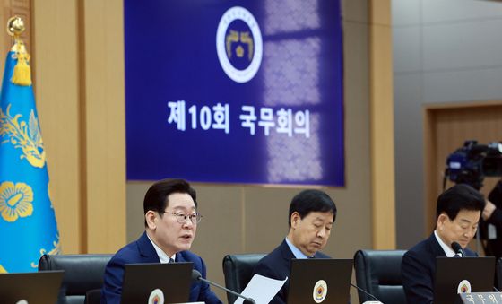 국무회의 발언하는 이재명 대통령