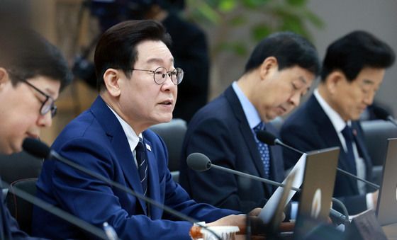 이재명 대통령, 세종서 국무회의 주재