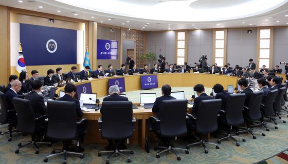 정부세종청사에서 열린 국무회의