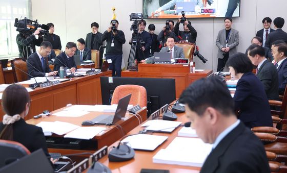 외교통일위원회 전체회의