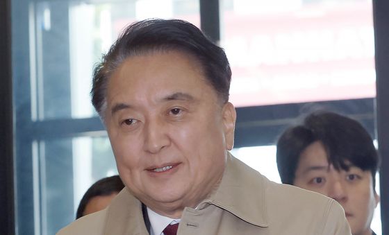 김영환 '어떤 식이든 선거 출마'