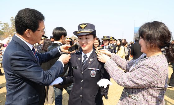 '임용을 축합니다'