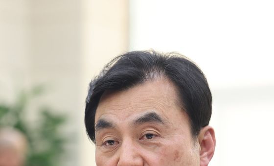 안규백 장관, 의원 질의 답변