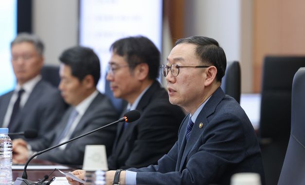 이명구 관세청장, 초국가범죄 범죄자금 반출입·자금세탁 근절 위한 업무협약식