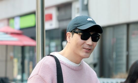 하도권, 훈내 진동