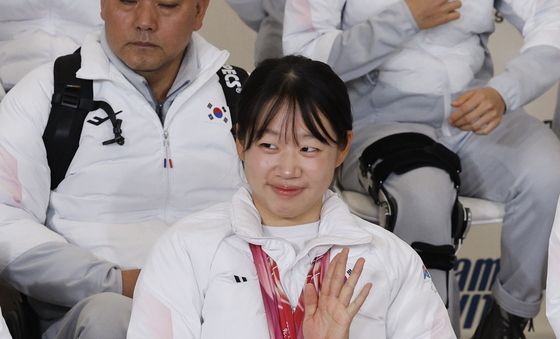 동계패럴림픽 선수단 '금의환향'