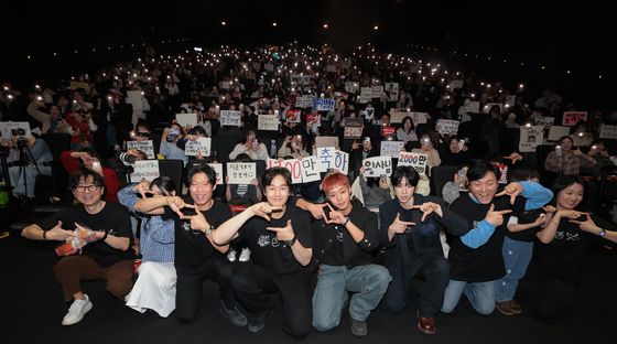 '왕과 사는 남자' 1300만 돌파, 관객과 함께