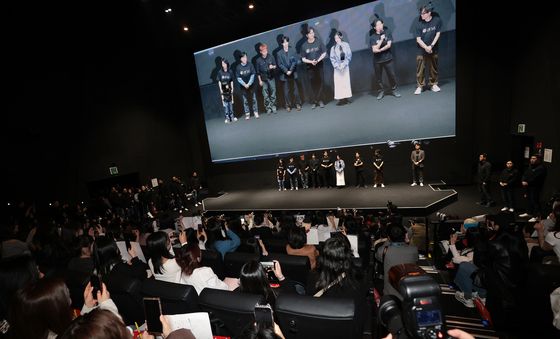 열기 가득한 '왕과 사는 남자' 무대 인사