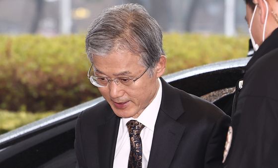 대법원 도착한 조희대 대법원장