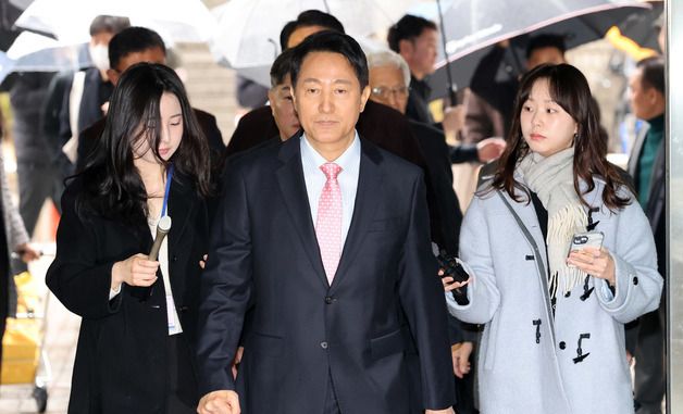 정치자금법위반 2차 공판 출석하는 오세훈 시장