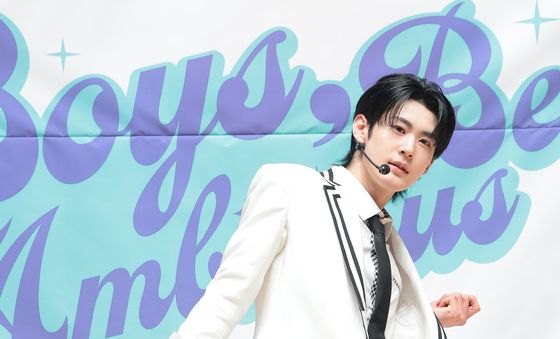 루원, 오빠가 좀 멋있지?