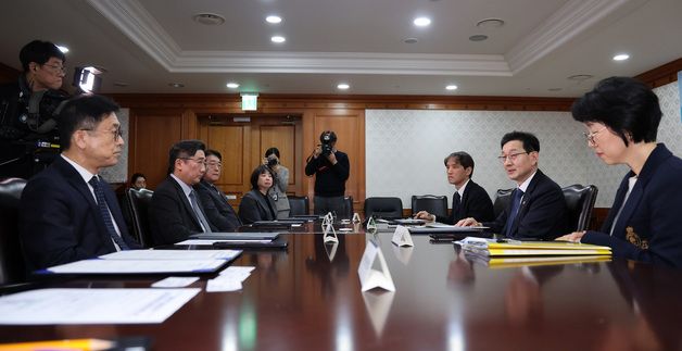 윤창렬 국무조정실장, 범정부 생명지킴추진본부·유통업계 업무협약식 모두발언