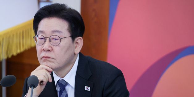 이재명 대통령, 자본시장 안정과 정상화 간담회 참석