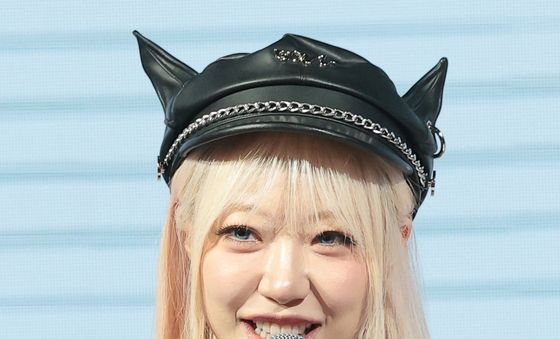 인사말 하는 레이턴시 지지원