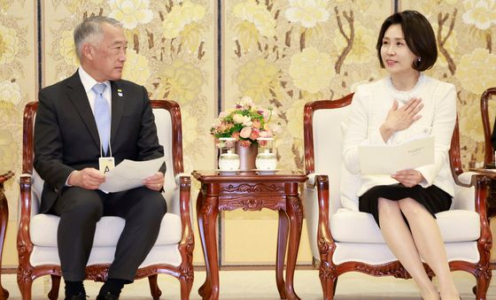 김혜경 여사, 제롬 김 국제백신연구소 사무총장 접견