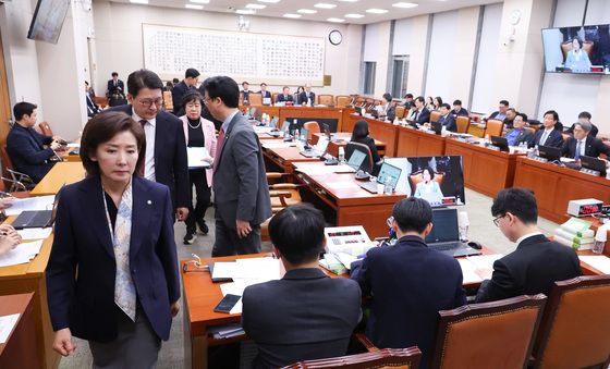 국민의힘 법사위 퇴장