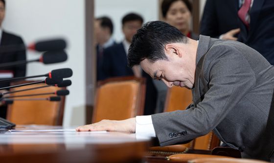 최고위 참석하는 장동혁 대표