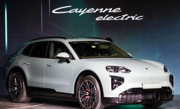 포르쉐 코리아, 국내 최초 '카이엔 일렉트릭' 공개