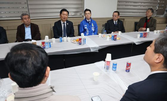 정청래·정원오, 환경공무관 한마음축제에 앞서 간담회