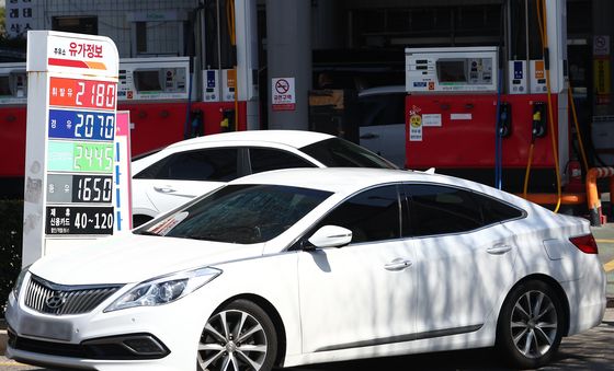중동 가스시설 피격에 국제유가 급등