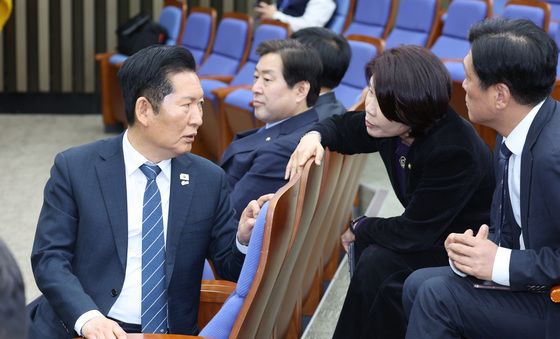 대화하는 정청래 대표