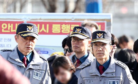 광화문광장 현장점검하는 유재성 경찰청장 대행