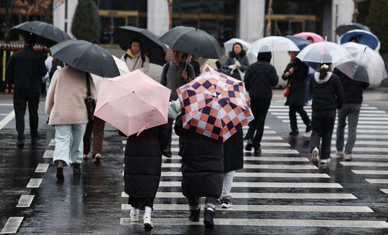 연휴 마지막 날에 비