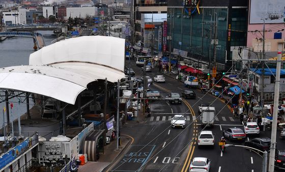 보수 공사 끝난 죽도어시장 앞도로