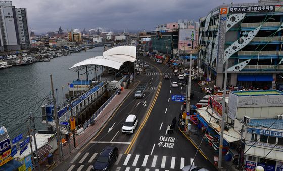 공사 끝난 죽도어시장 도로