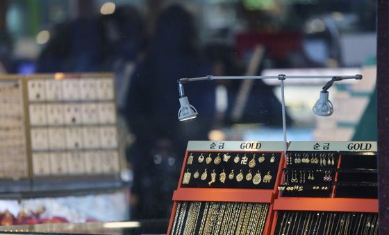 美, 이란 공습에 '안전자산' 금값 들썩