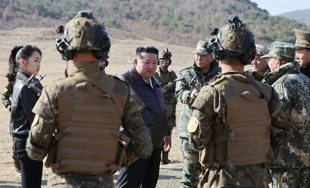 김정은·주애, 탱크부대·특전사 합동훈련 참관