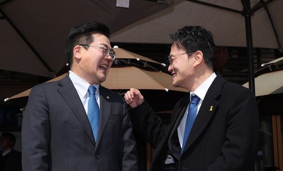 박찬대·박주민 '화기애애'