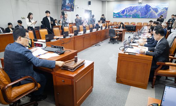 조작기소 진상규명 국정조사 특위 첫 회의