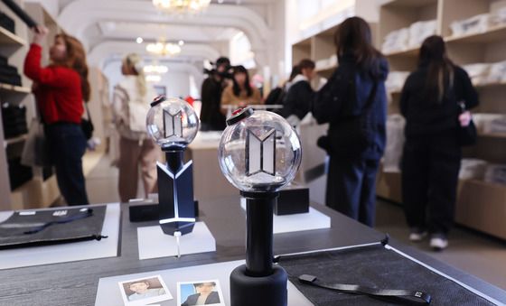 아미밤 4세대 진열된 팝업스토어