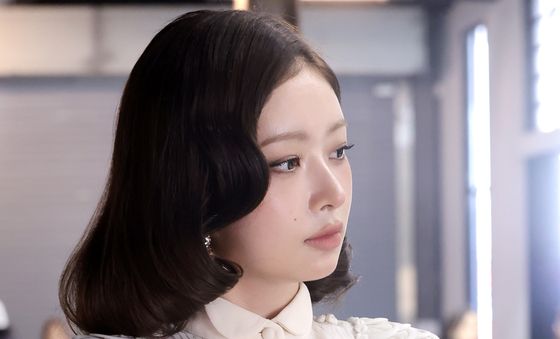 아이브 레이, 시간을 멈추게 하는 아름다움