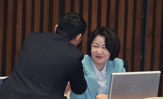 공소청법 통과 환호하는 추미애·김용민