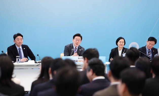 중소기업인과의 대화, 발언하는 이재명 대통령