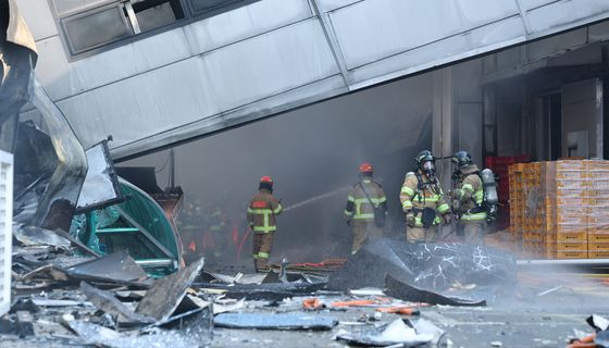 화재 진화 총력