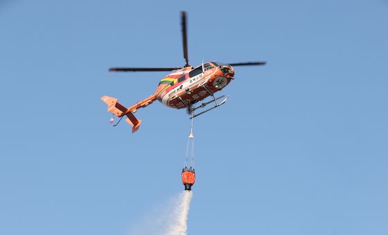 헬기 동원해 화재 진화