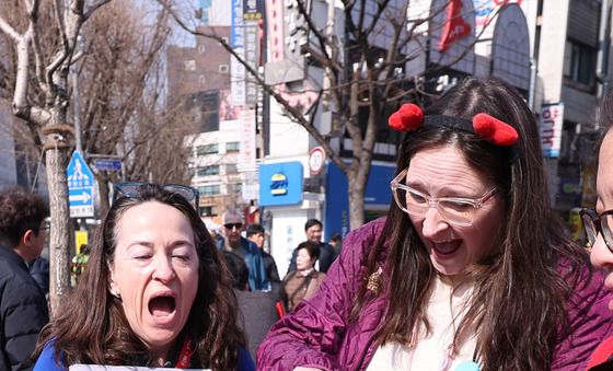 BTS 호외에 놀란 외국인들