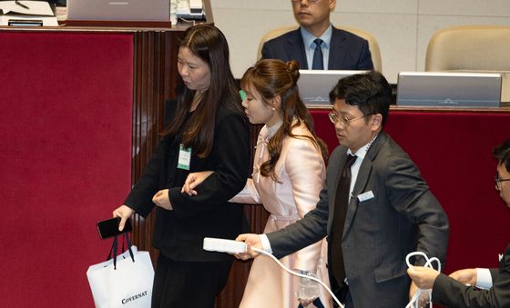 필리버스터 준비하는 김예지 국민의힘 의원