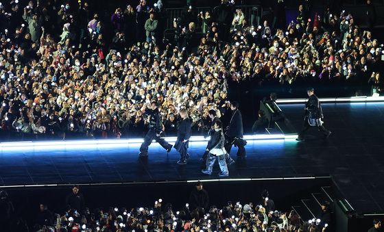 BTS '팬들곁으로'