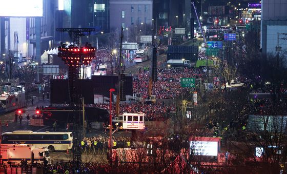 인파 몰린 BTS 광화문 컴백 공연