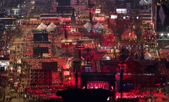 광화문 가득 메운 BTS 팬들