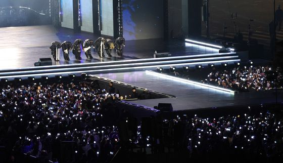 BTS 컴백 라이브: 아리랑