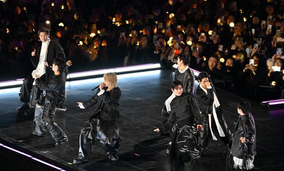 BTS,'음악에 몸을 맡겨'