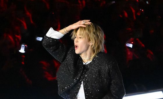 BTS 지민 '음악에 몸을 맡겨'